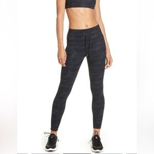 Vuori Daily Leggings XS